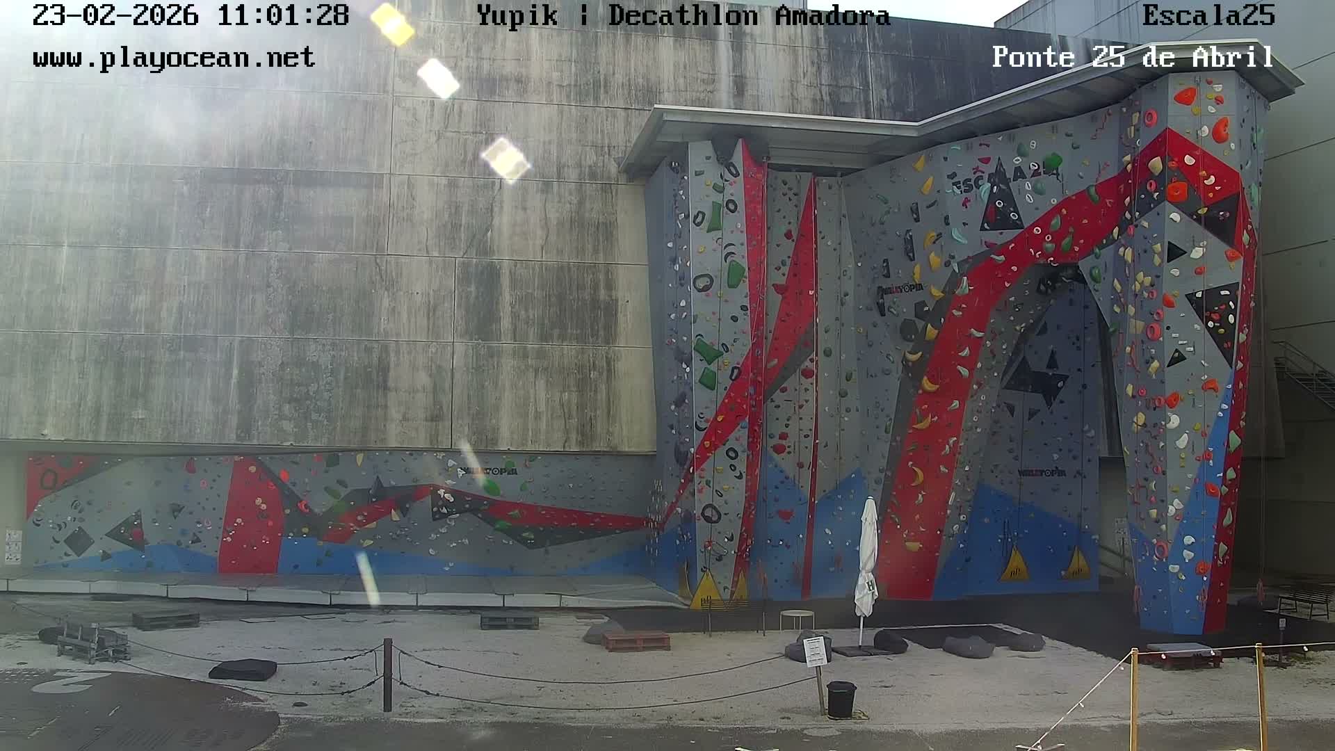 Under Ponte 25 de April Bridge, Escala25 Climbing Studio Live Cam - Alcantara, Lisbon, Portugal 
