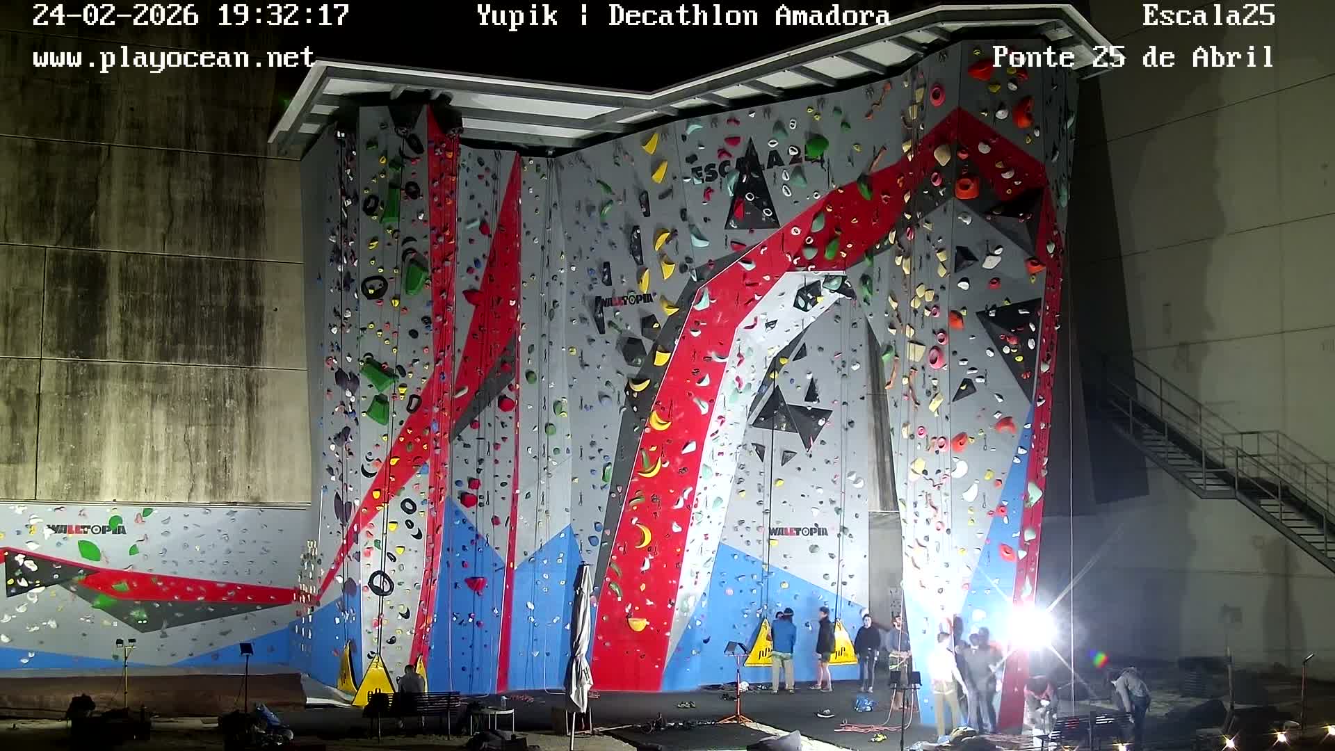 Under Ponte 25 de April Bridge, Escala25 Climbing Studio Live Cam - Alcantara, Lisbon, Portugal 