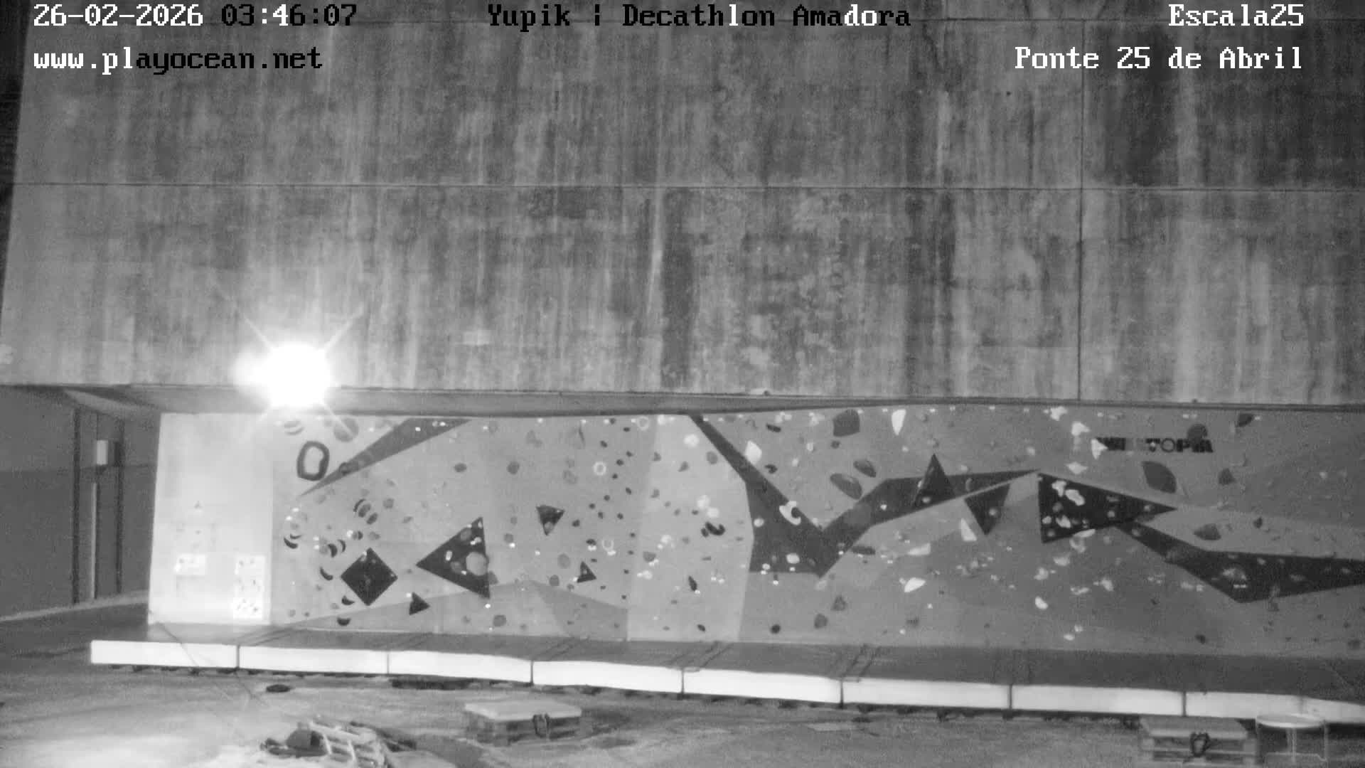 Under Ponte 25 de April Bridge, Escala25 Climbing Studio Live Cam - Alcantara, Lisbon, Portugal 