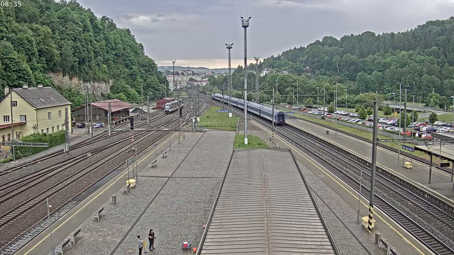 Usti nad Orlici Main Train Station Live Cam - Usti nas Orlici, Pardubice, Czechia