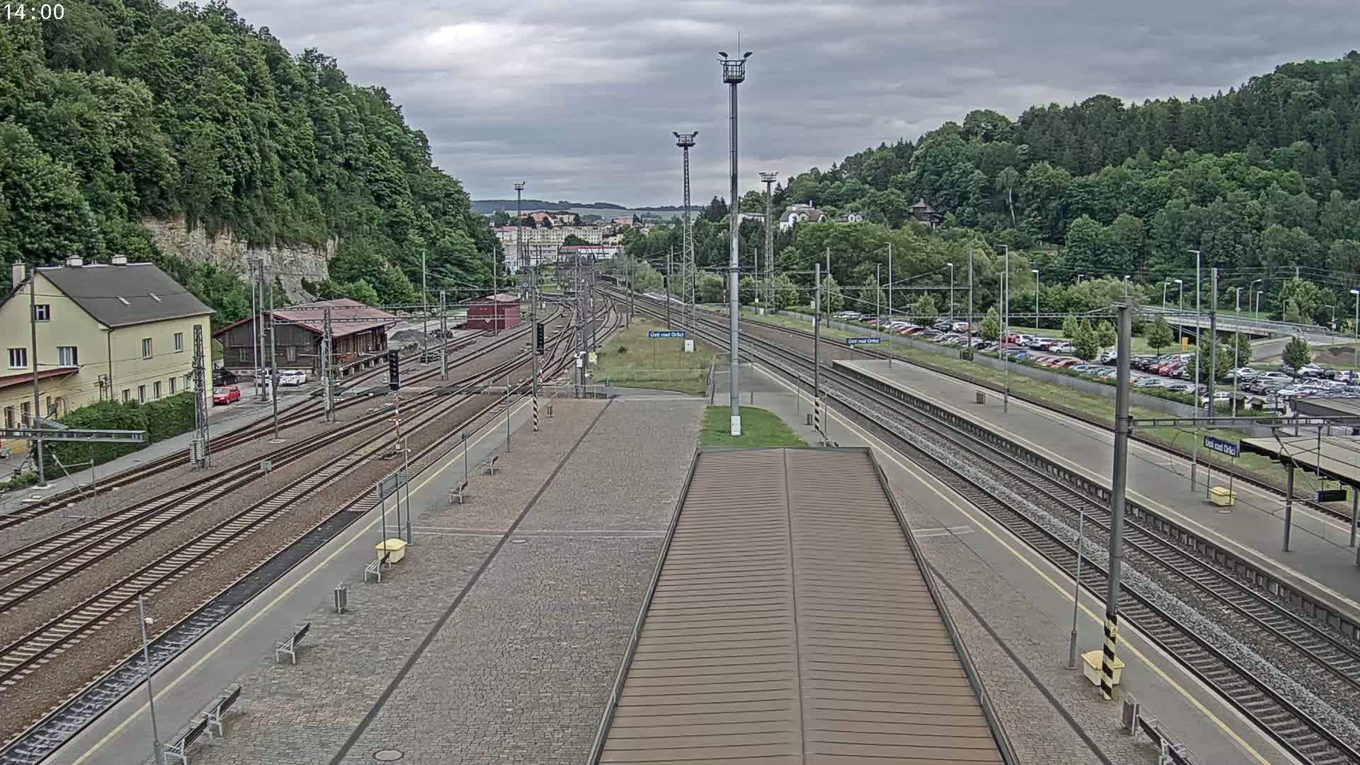 Usti nad Orlici Main Train Station Live Cam - Usti nas Orlici, Pardubice, Czechia
