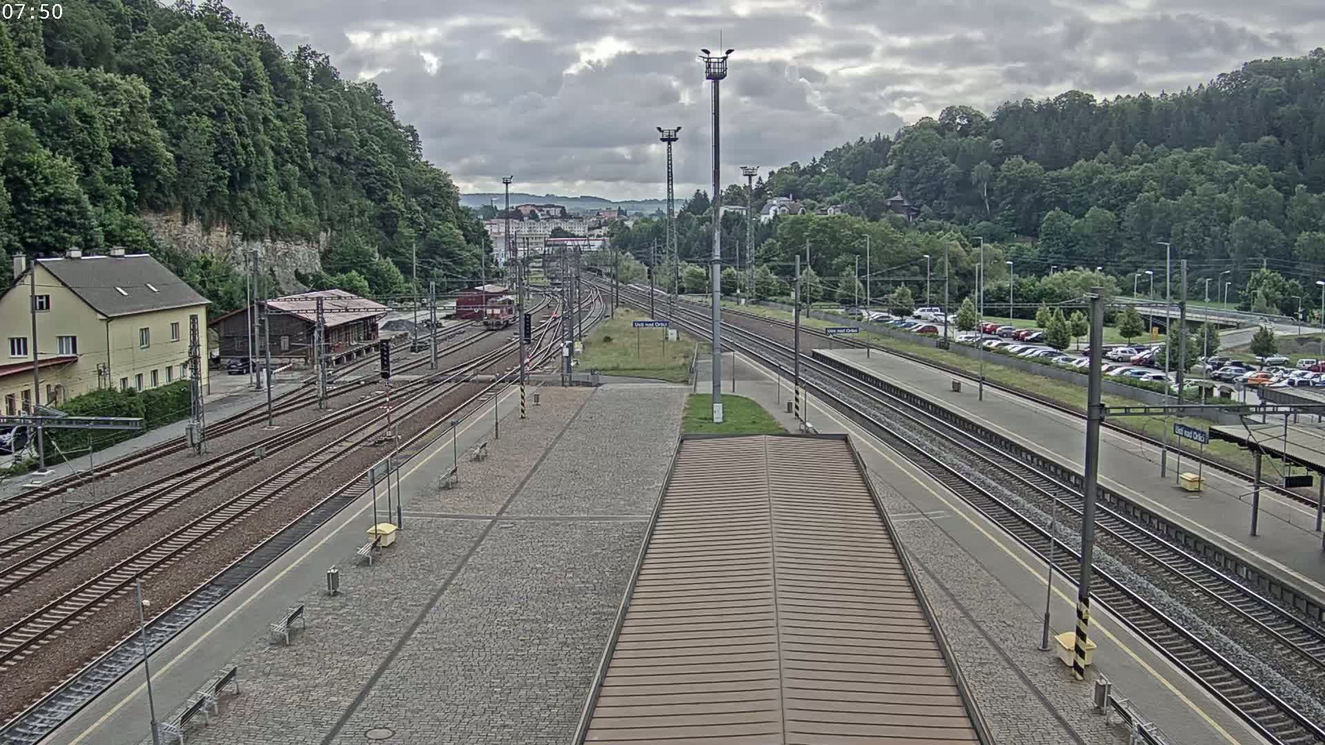 Usti nad Orlici Main Train Station Live Cam - Usti nas Orlici, Pardubice, Czechia