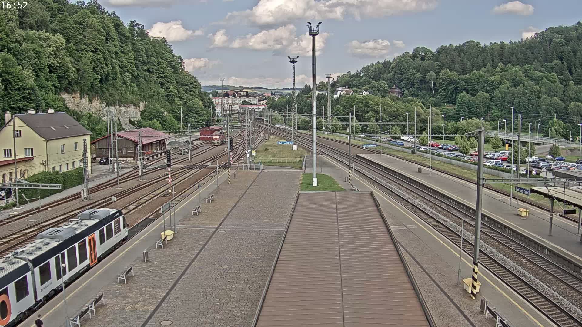 Usti nad Orlici Main Train Station Live Cam - Usti nas Orlici, Pardubice, Czechia