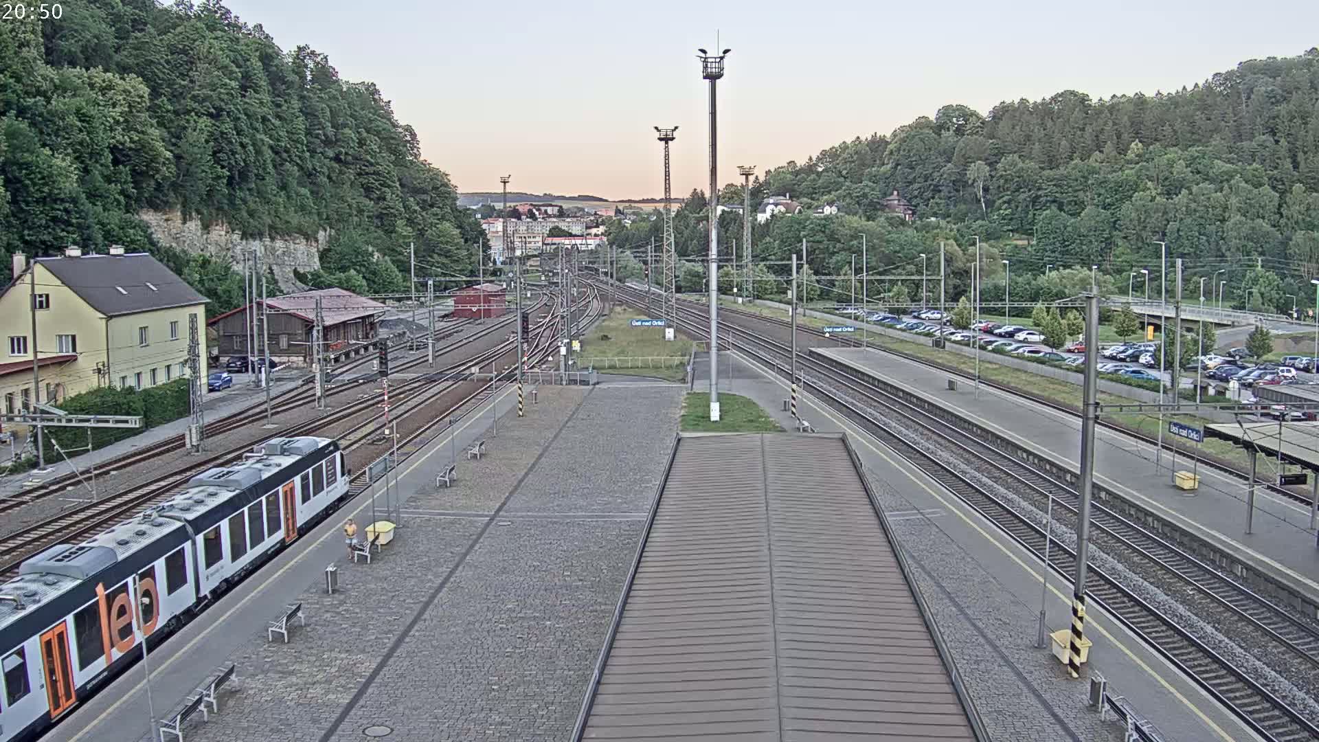 Usti nad Orlici Main Train Station Live Cam - Usti nas Orlici, Pardubice, Czechia