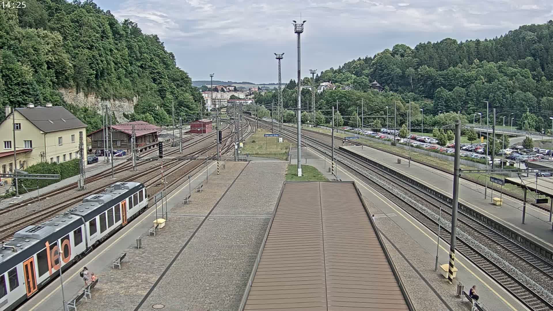 Usti nad Orlici Main Train Station Live Cam - Usti nas Orlici, Pardubice, Czechia
