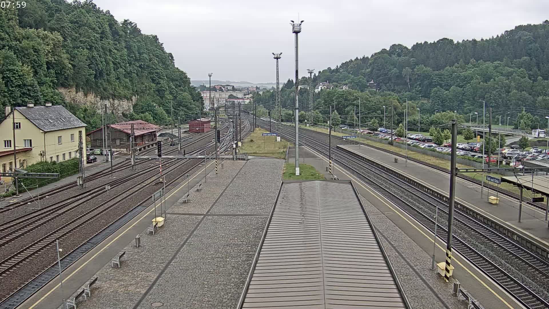 Usti nad Orlici Main Train Station Live Cam - Usti nas Orlici, Pardubice, Czechia