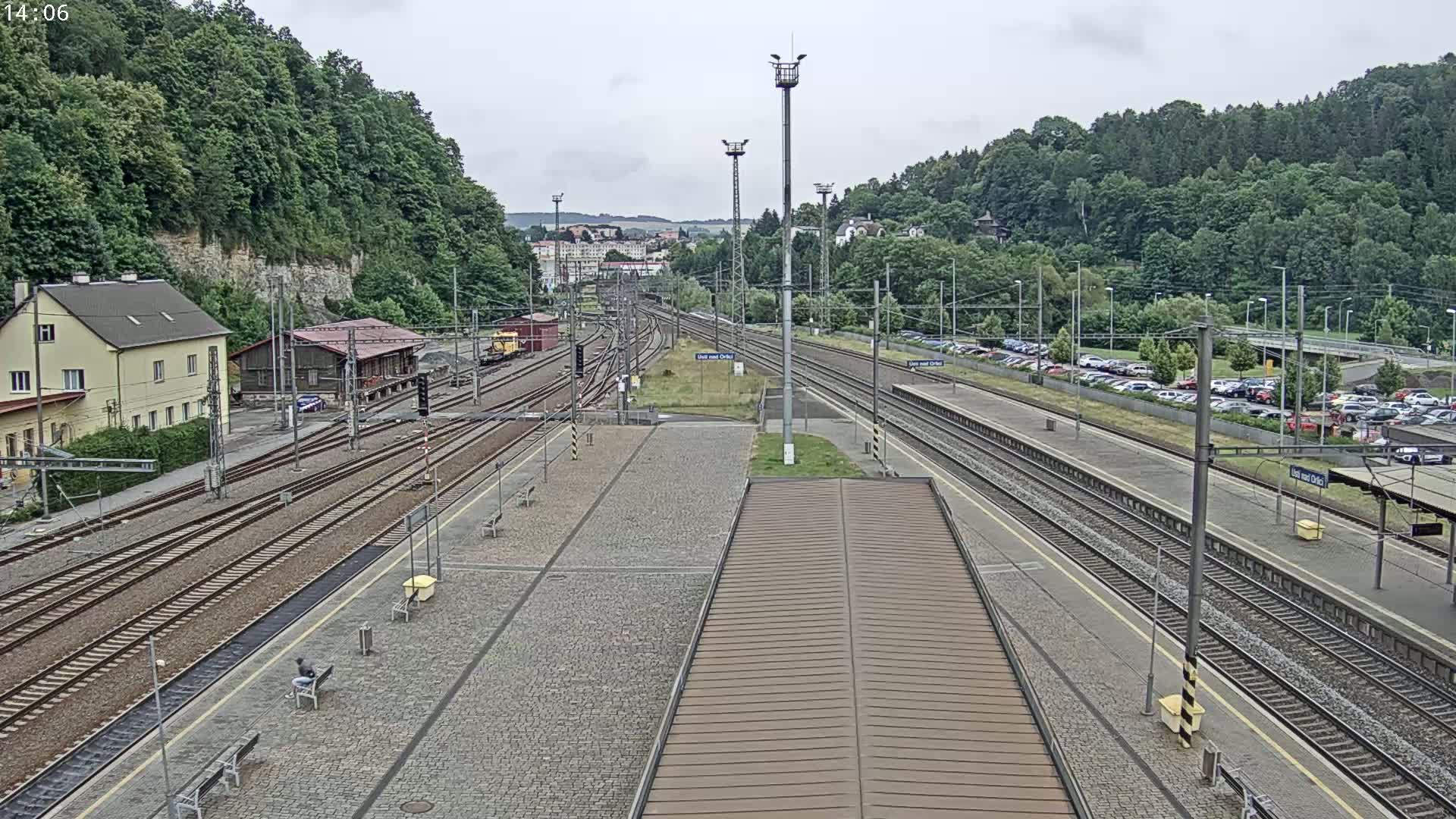 Usti nad Orlici Main Train Station Live Cam - Usti nas Orlici, Pardubice, Czechia