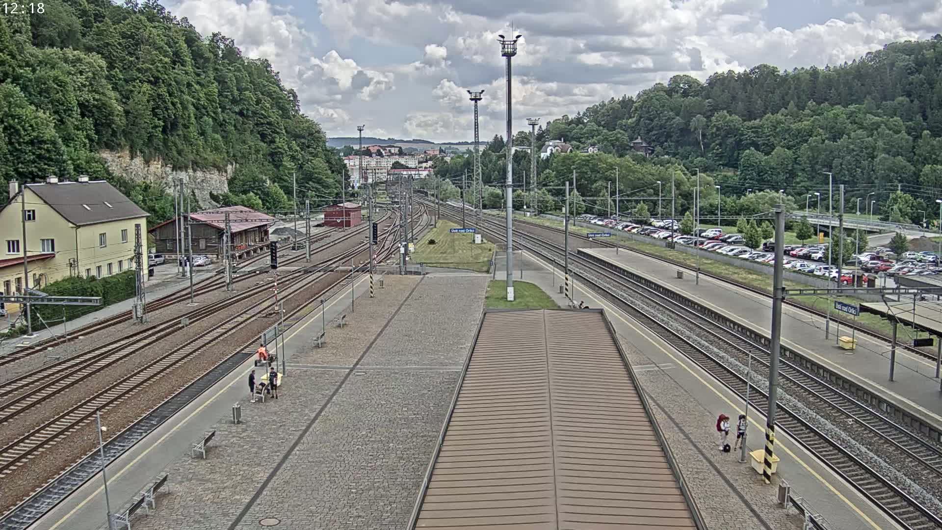 Usti nad Orlici Main Train Station Live Cam - Usti nas Orlici, Pardubice, Czechia