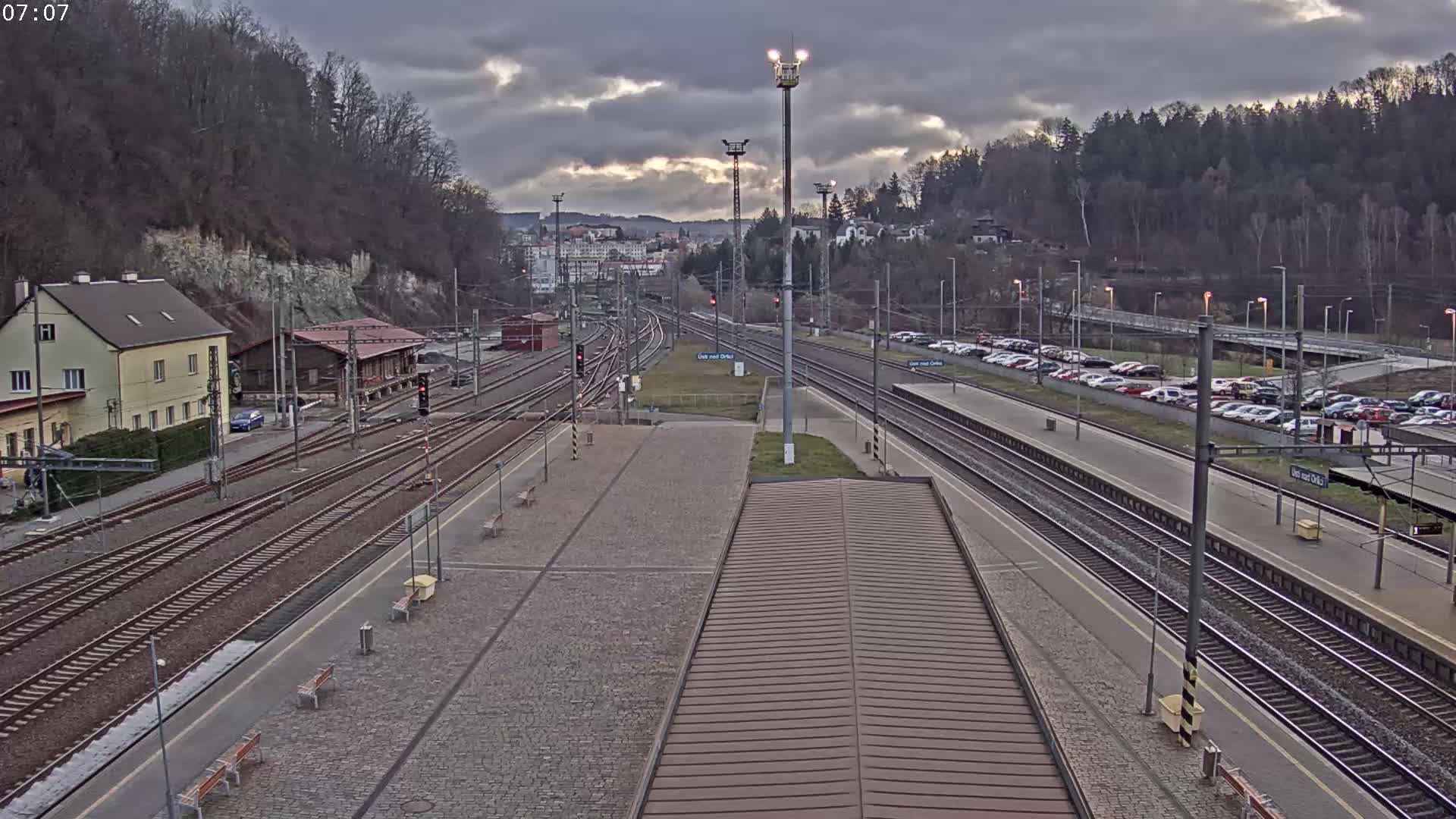 Usti nad Orlici Main Train Station Live Cam - Usti nas Orlici, Pardubice, Czechia