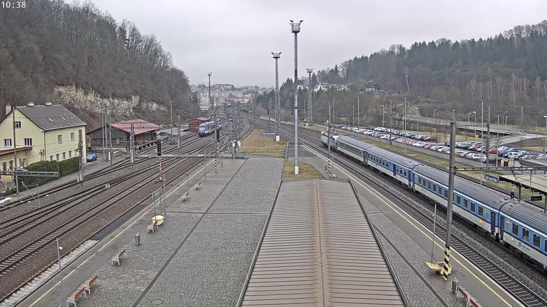 Usti nad Orlici Main Train Station Live Cam - Usti nas Orlici, Pardubice, Czechia