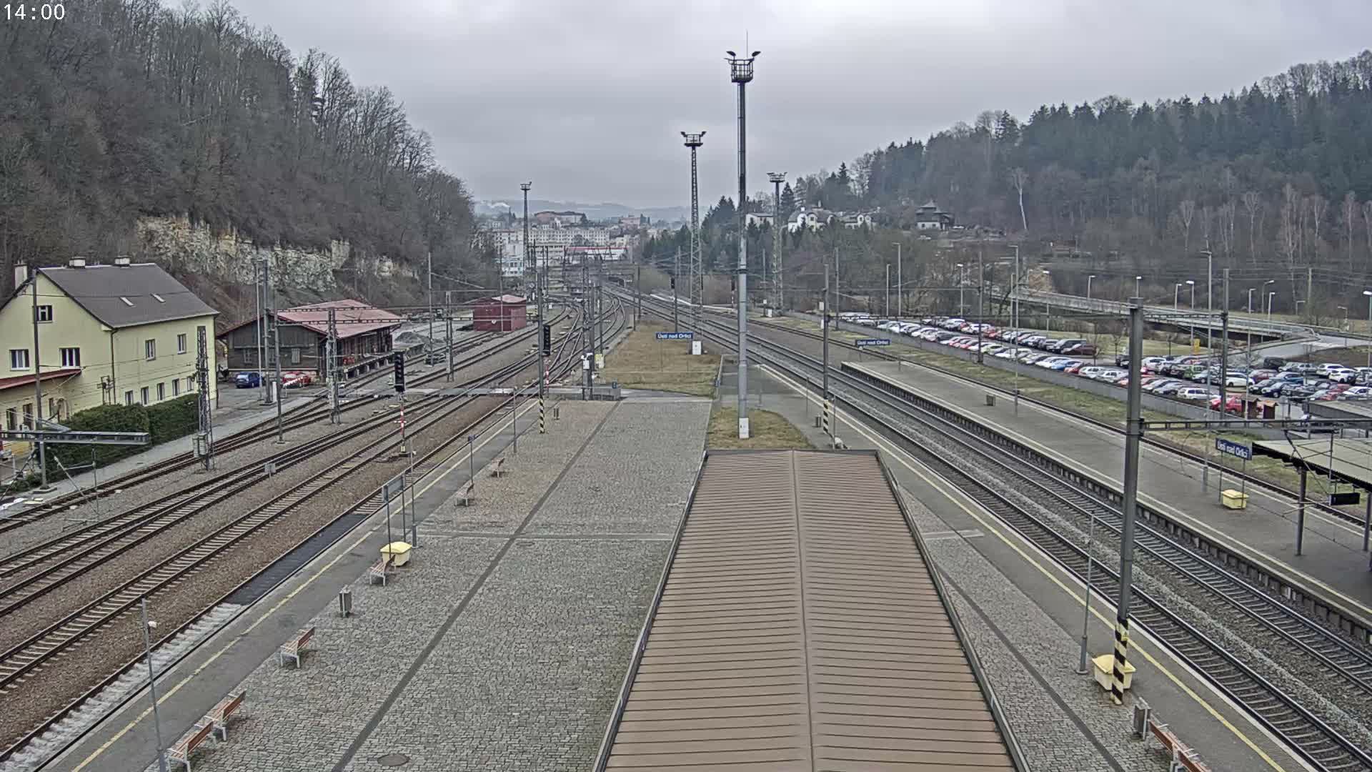 Usti nad Orlici Main Train Station Live Cam - Usti nas Orlici, Pardubice, Czechia