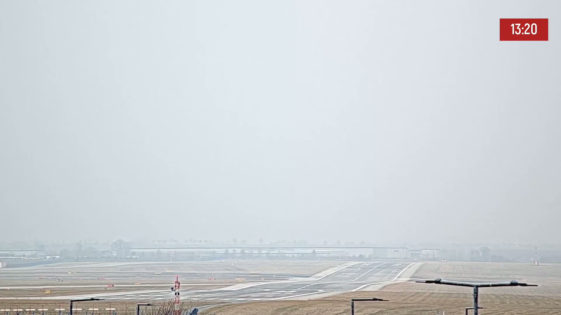 Prague Vaclav Havel Airport Radio & Live Cam - Ruzyne, Prague, Czechia