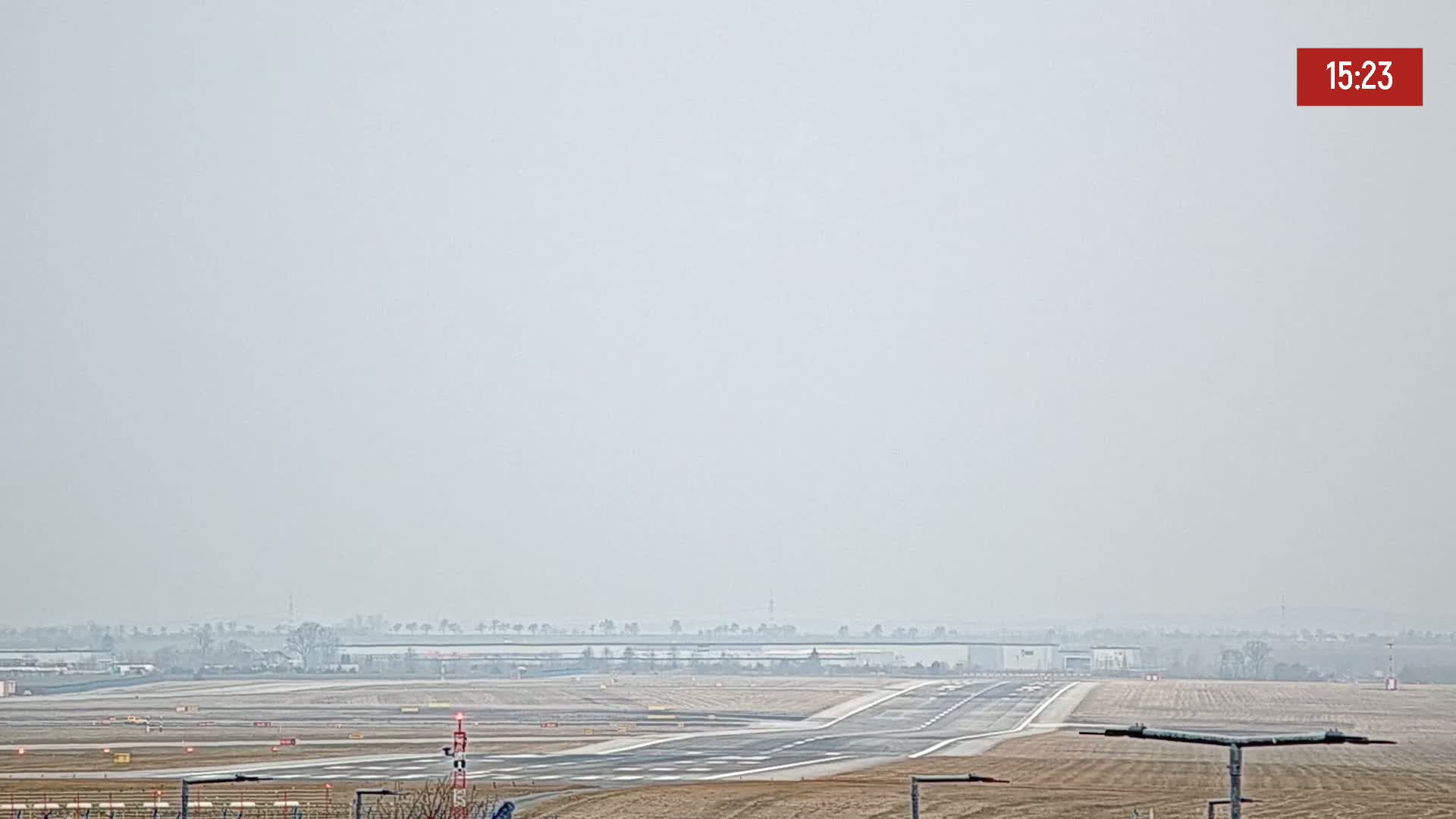 Prague Vaclav Havel Airport Radio & Live Cam - Ruzyne, Prague, Czechia