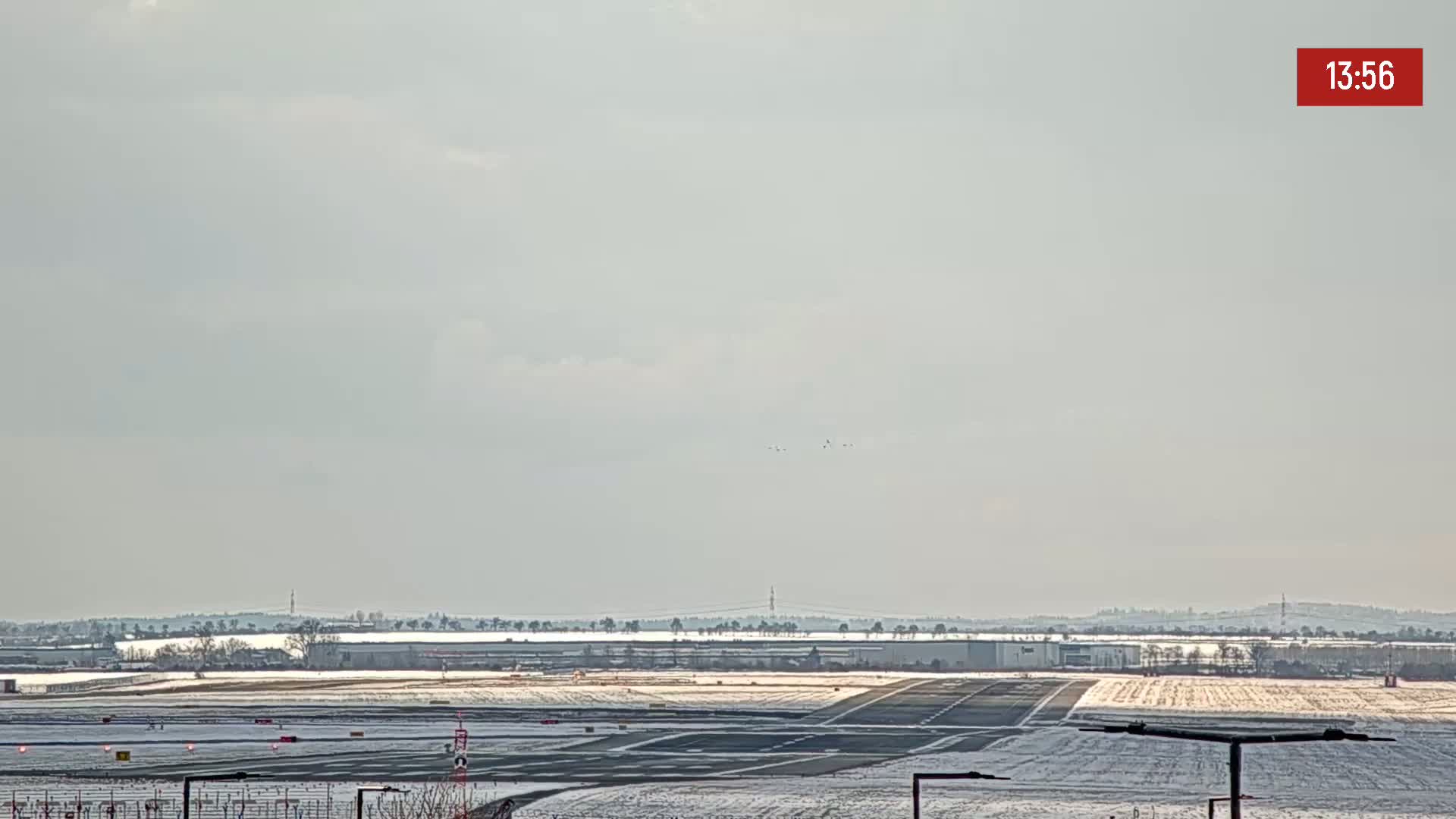 Prague Vaclav Havel Airport Radio & Live Cam - Ruzyne, Prague, Czechia
