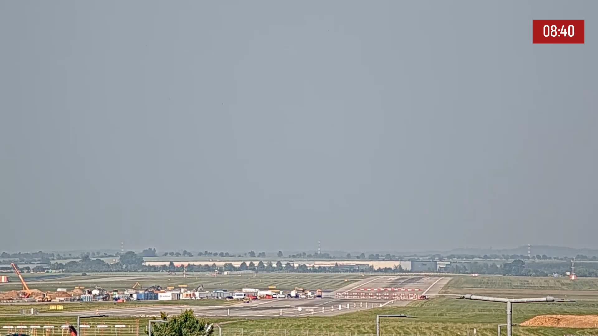 Prague Vaclav Havel Airport Radio & Live Cam - Ruzyne, Prague, Czechia