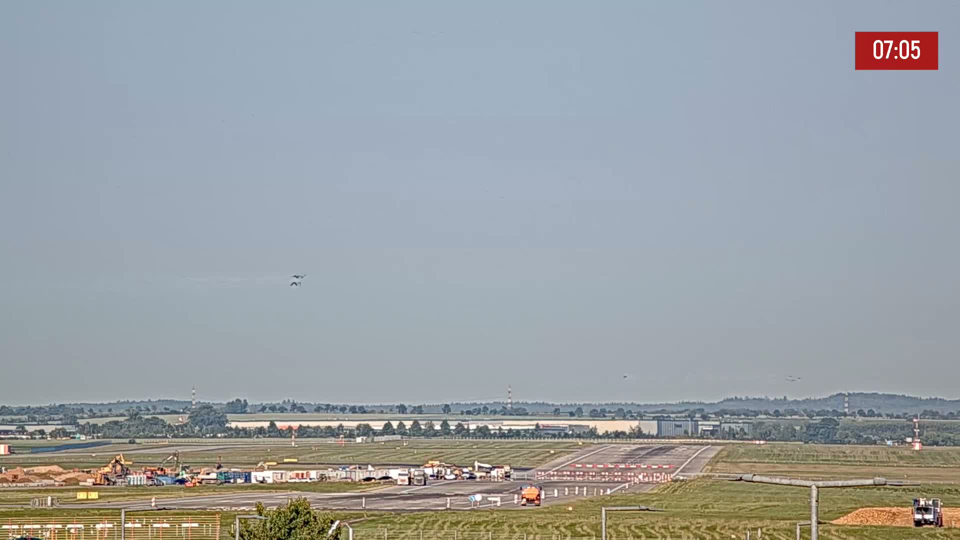 Prague Vaclav Havel Airport Radio & Live Cam - Ruzyne, Prague, Czechia
