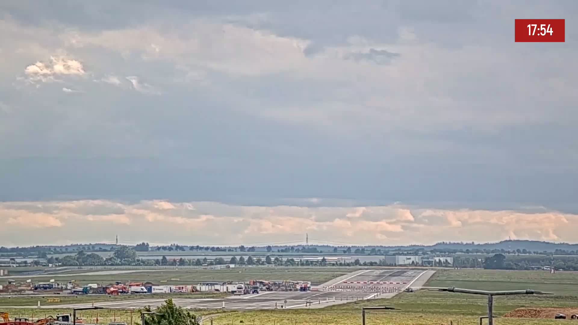 Prague Vaclav Havel Airport Radio & Live Cam - Ruzyne, Prague, Czechia