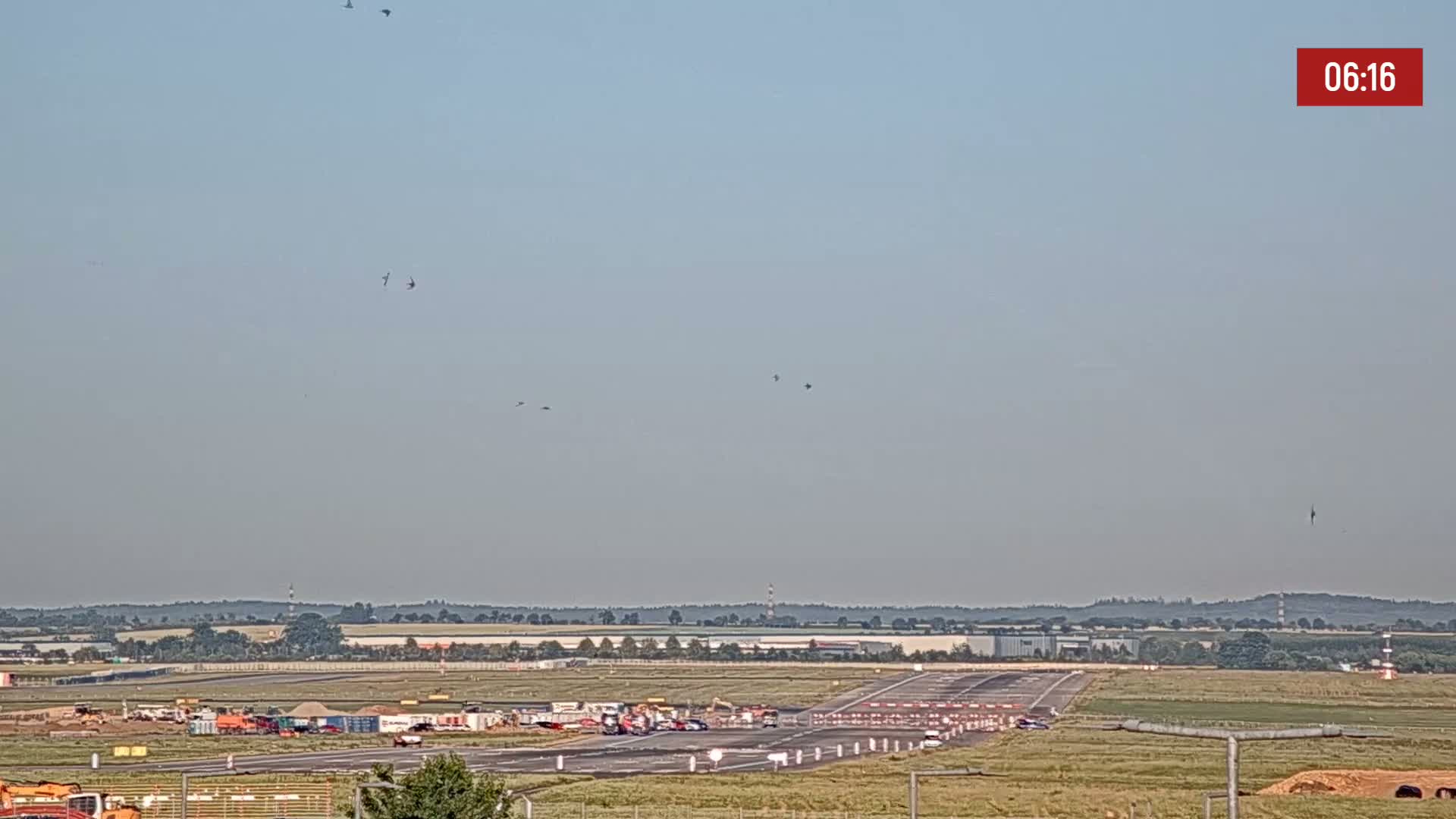 Prague Vaclav Havel Airport Radio & Live Cam - Ruzyne, Prague, Czechia