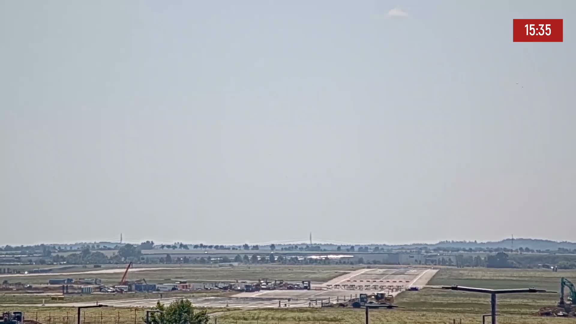 Prague Vaclav Havel Airport Radio & Live Cam - Ruzyne, Prague, Czechia