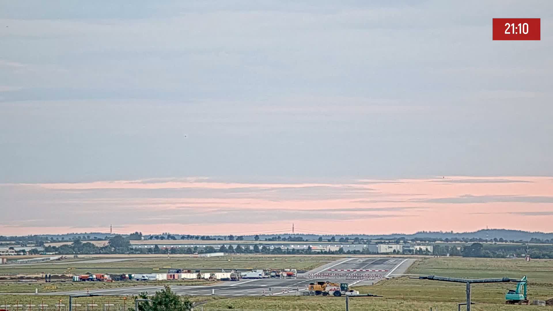Prague Vaclav Havel Airport Radio & Live Cam - Ruzyne, Prague, Czechia