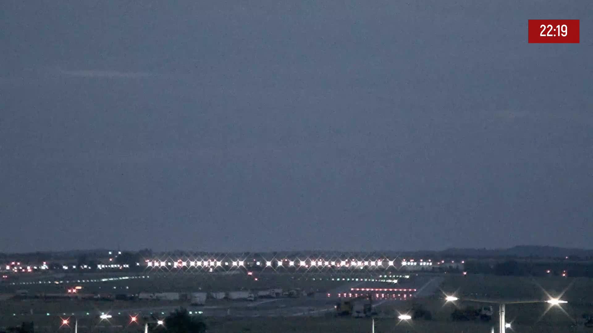 Prague Vaclav Havel Airport Radio & Live Cam - Ruzyne, Prague, Czechia