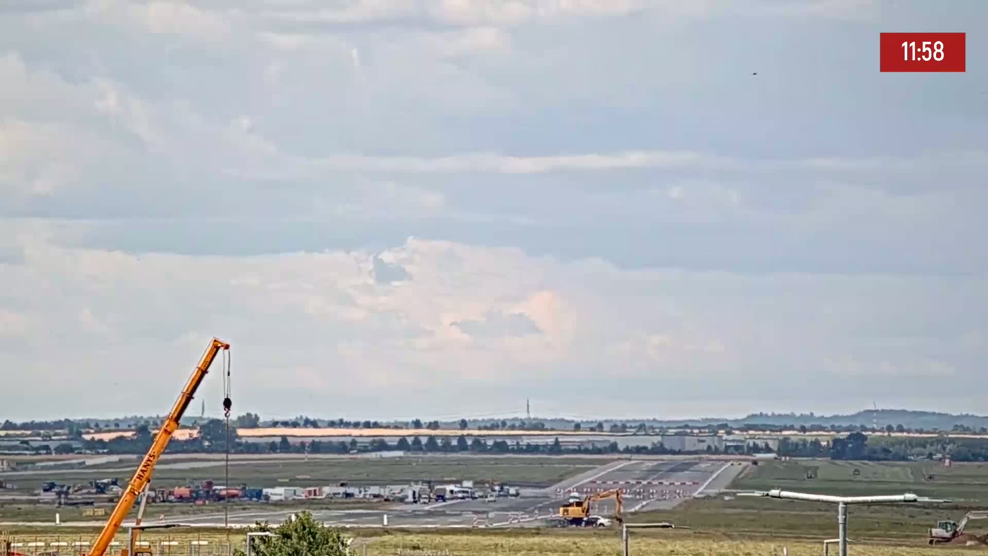 Prague Vaclav Havel Airport Radio & Live Cam - Ruzyne, Prague, Czechia