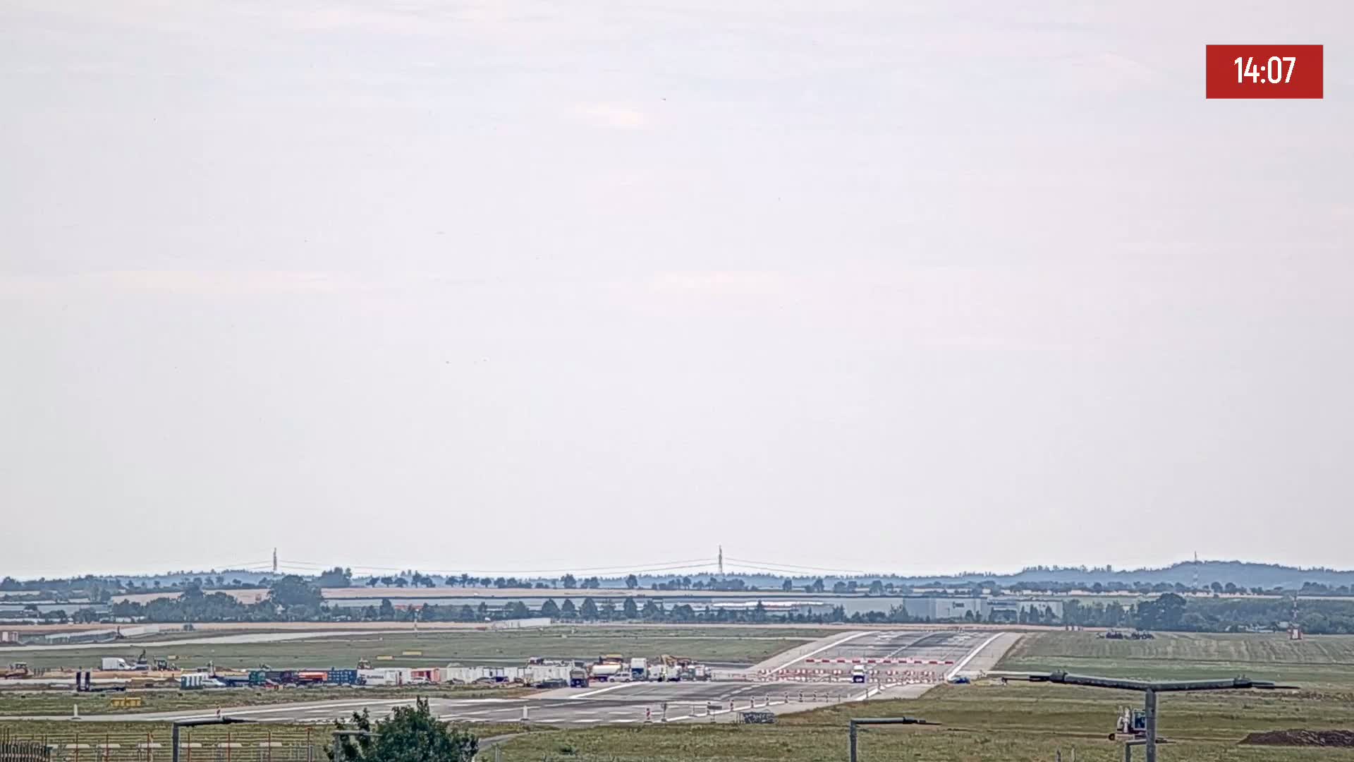 Prague Vaclav Havel Airport Radio & Live Cam - Ruzyne, Prague, Czechia