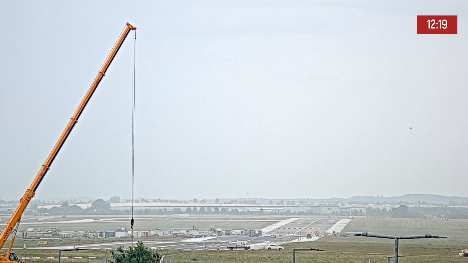 Prague Vaclav Havel Airport Radio & Live Cam - Ruzyne, Prague, Czechia