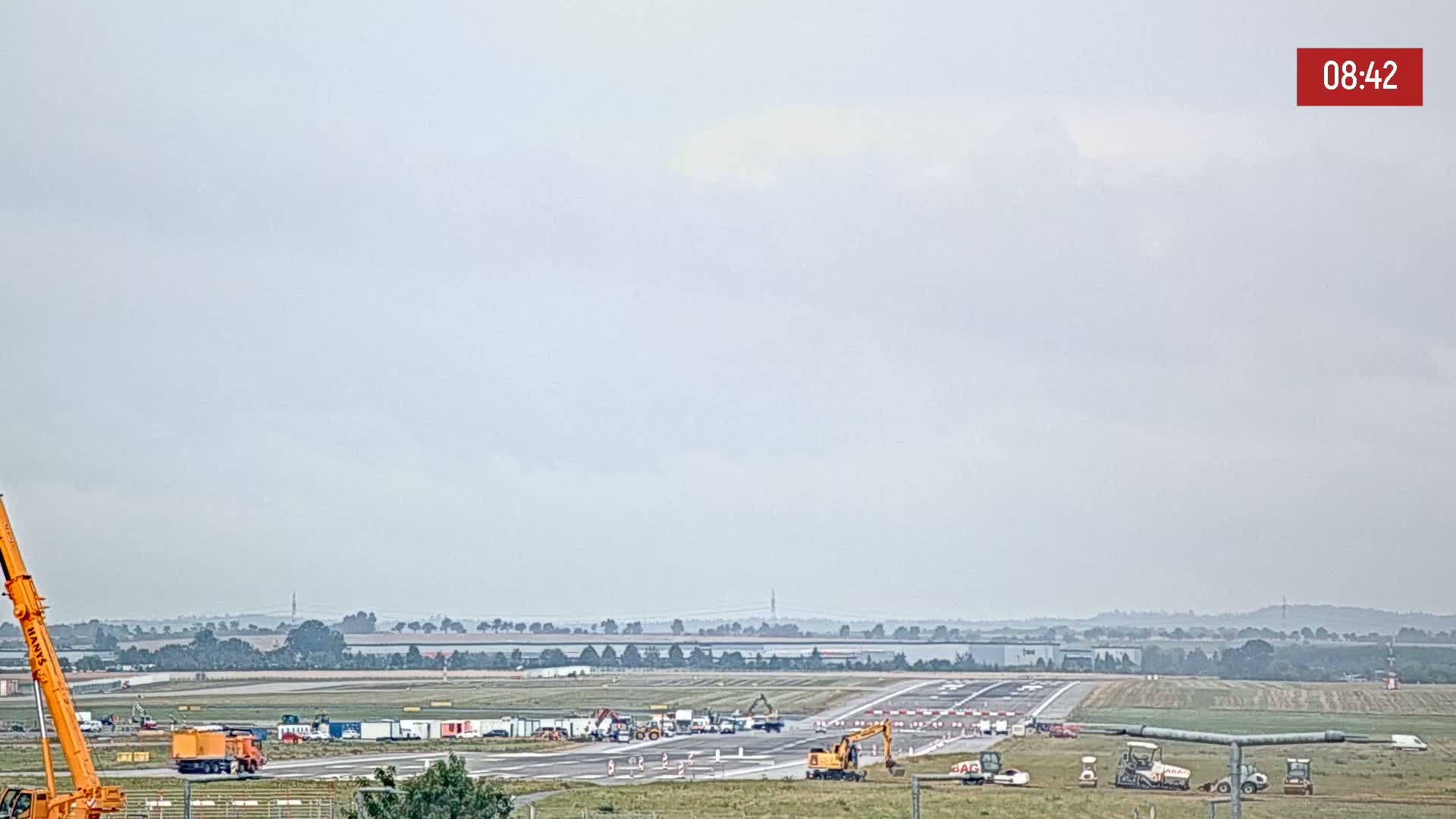 Prague Vaclav Havel Airport Radio & Live Cam - Ruzyne, Prague, Czechia