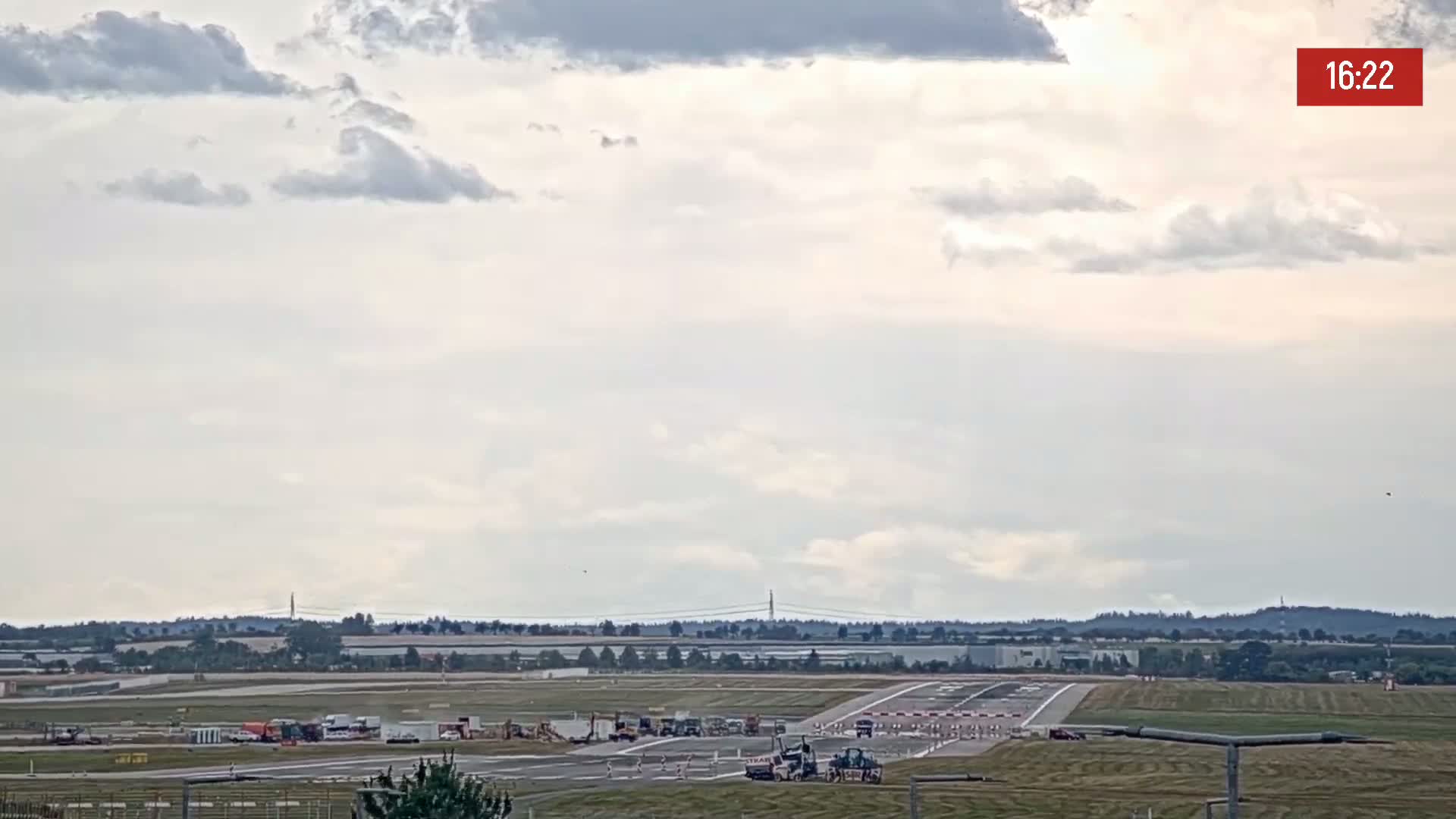 Prague Vaclav Havel Airport Radio & Live Cam - Ruzyne, Prague, Czechia
