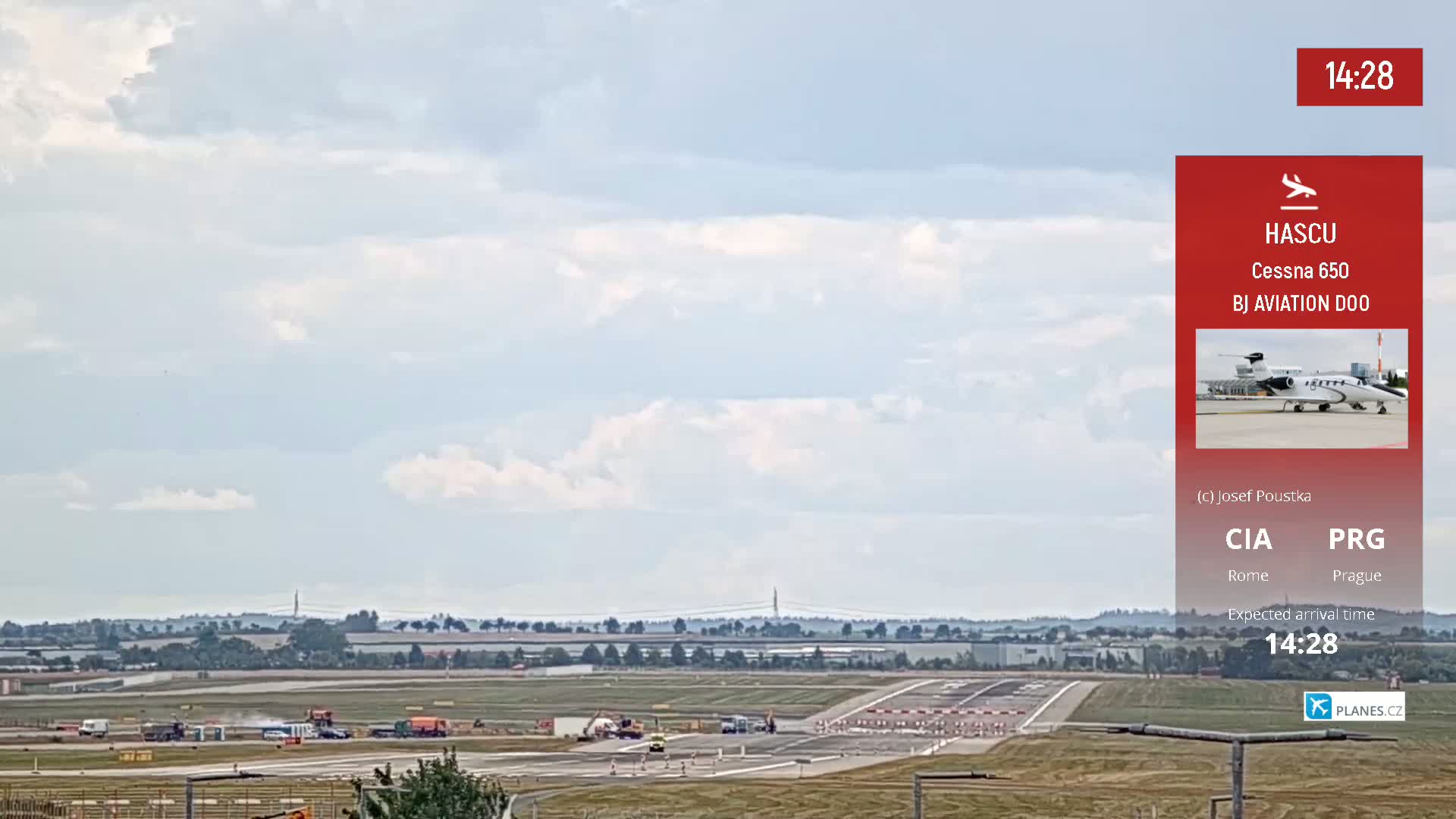 Prague Vaclav Havel Airport Radio & Live Cam - Ruzyne, Prague, Czechia