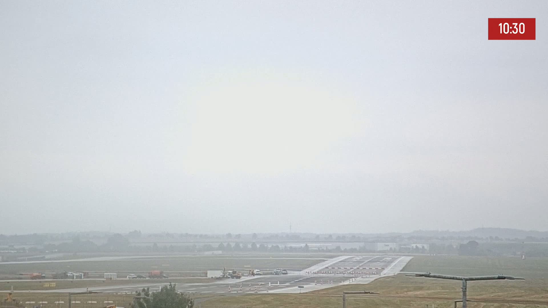 Prague Vaclav Havel Airport Radio & Live Cam - Ruzyne, Prague, Czechia