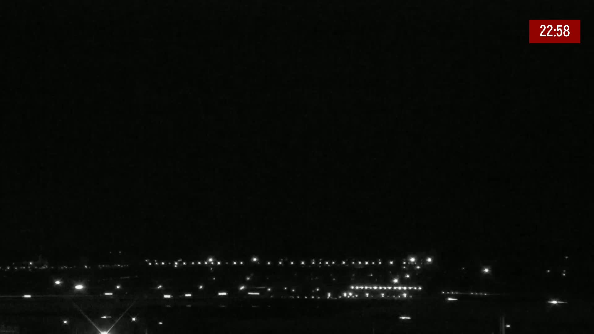 Prague Vaclav Havel Airport Radio & Live Cam - Ruzyne, Prague, Czechia