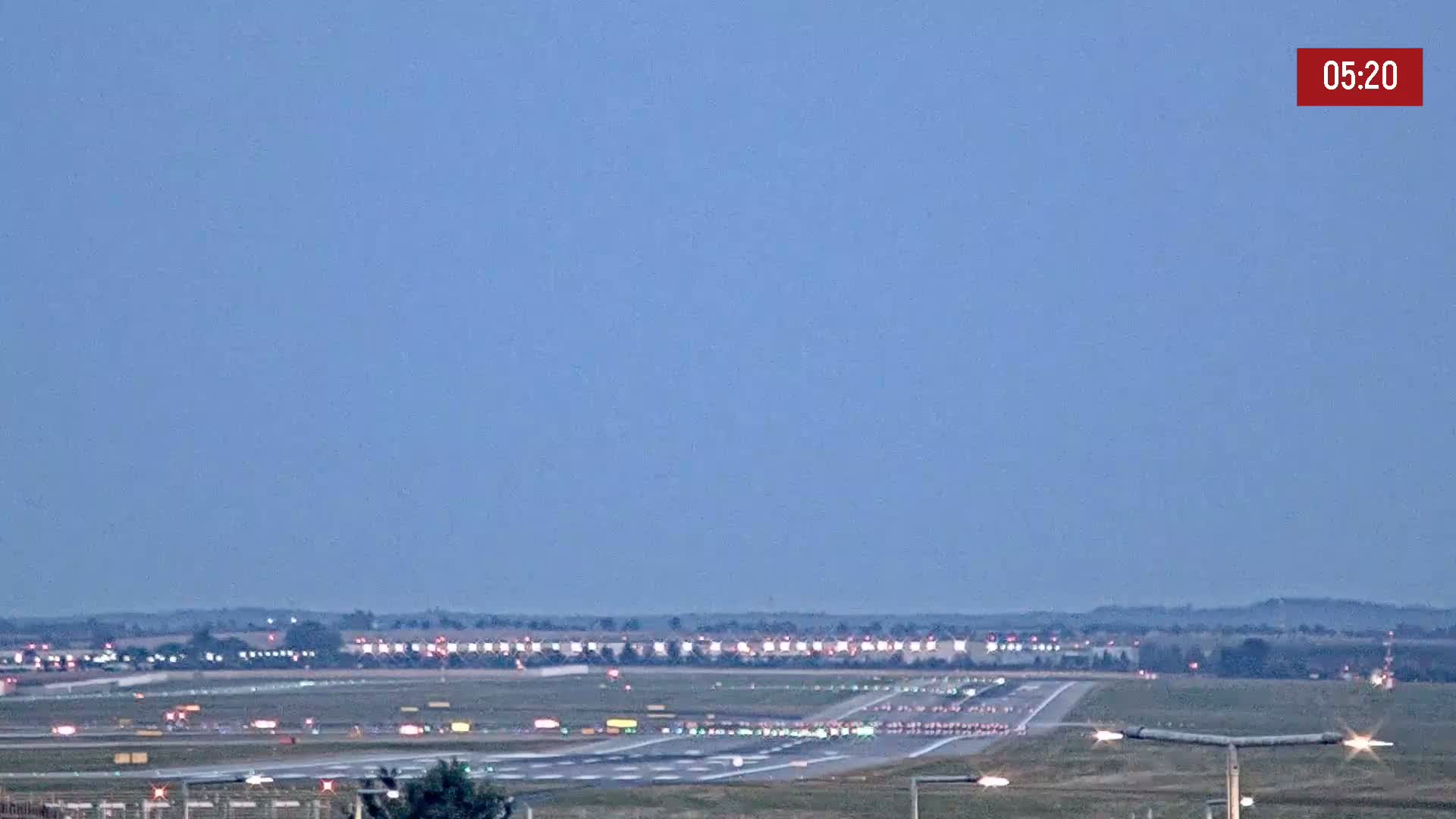 Prague Vaclav Havel Airport Radio & Live Cam - Ruzyne, Prague, Czechia