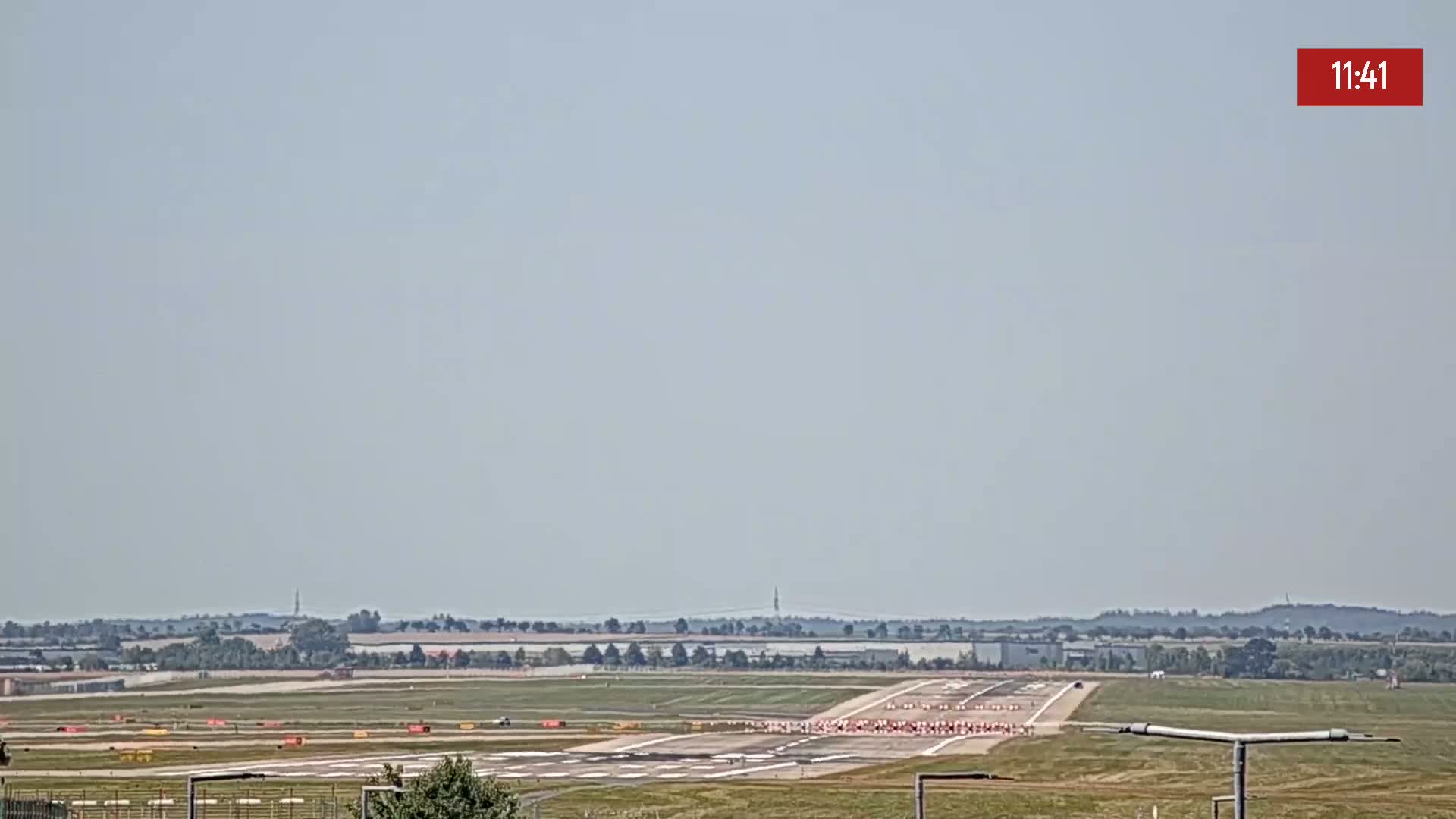 Prague Vaclav Havel Airport Radio & Live Cam - Ruzyne, Prague, Czechia