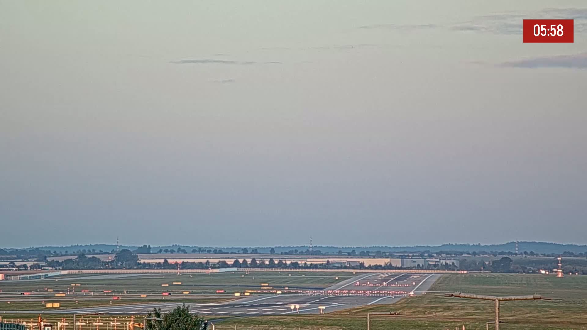 Prague Vaclav Havel Airport Radio & Live Cam - Ruzyne, Prague, Czechia