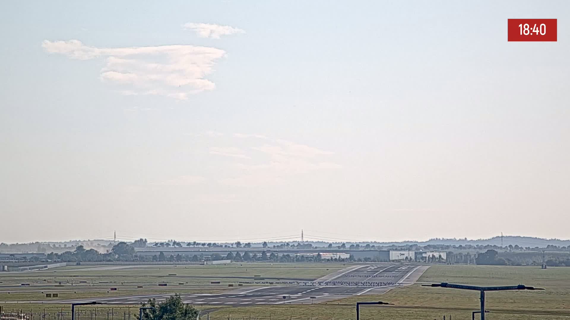 Prague Vaclav Havel Airport Radio & Live Cam - Ruzyne, Prague, Czechia
