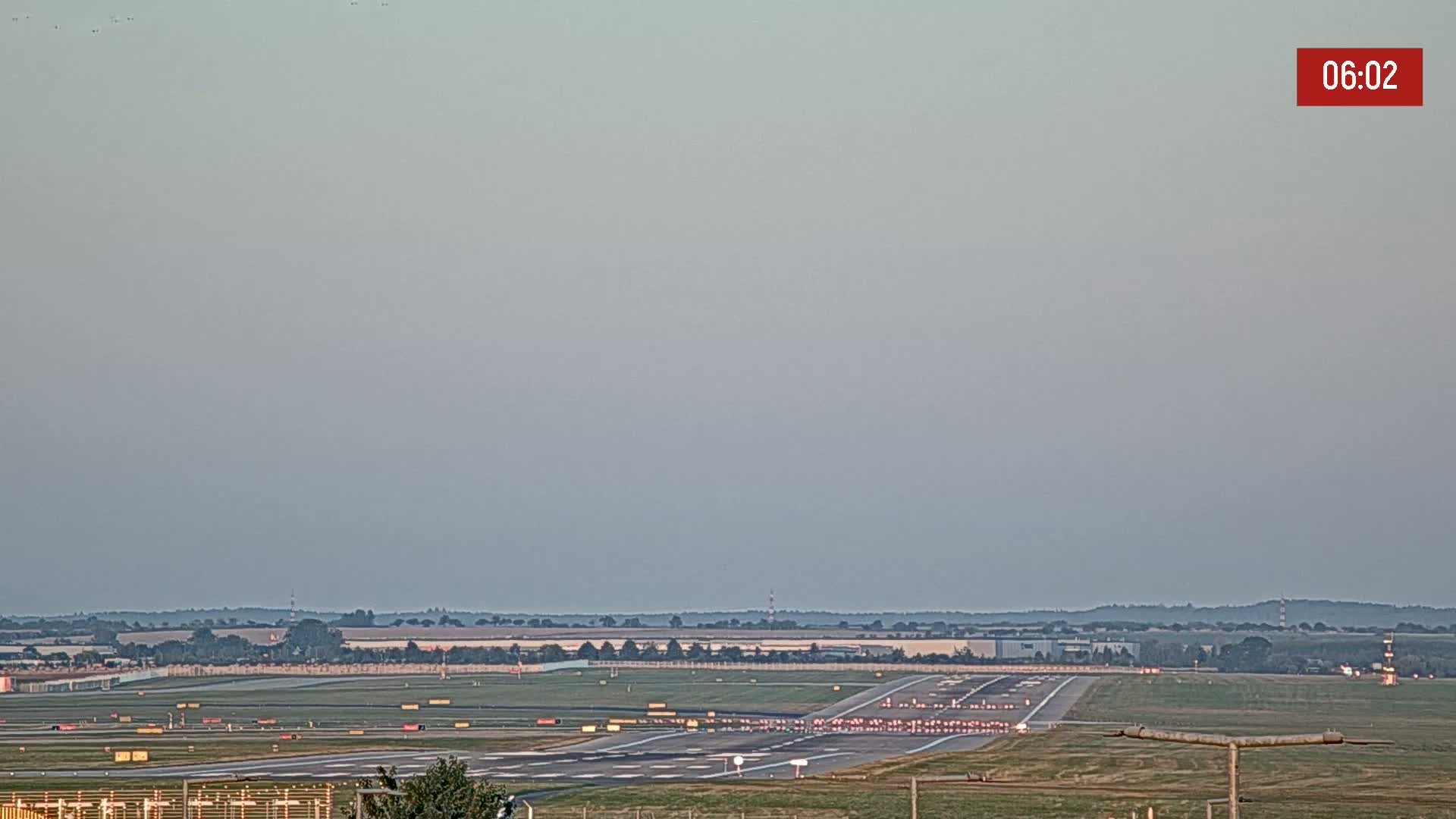 Prague Vaclav Havel Airport Radio & Live Cam - Ruzyne, Prague, Czechia
