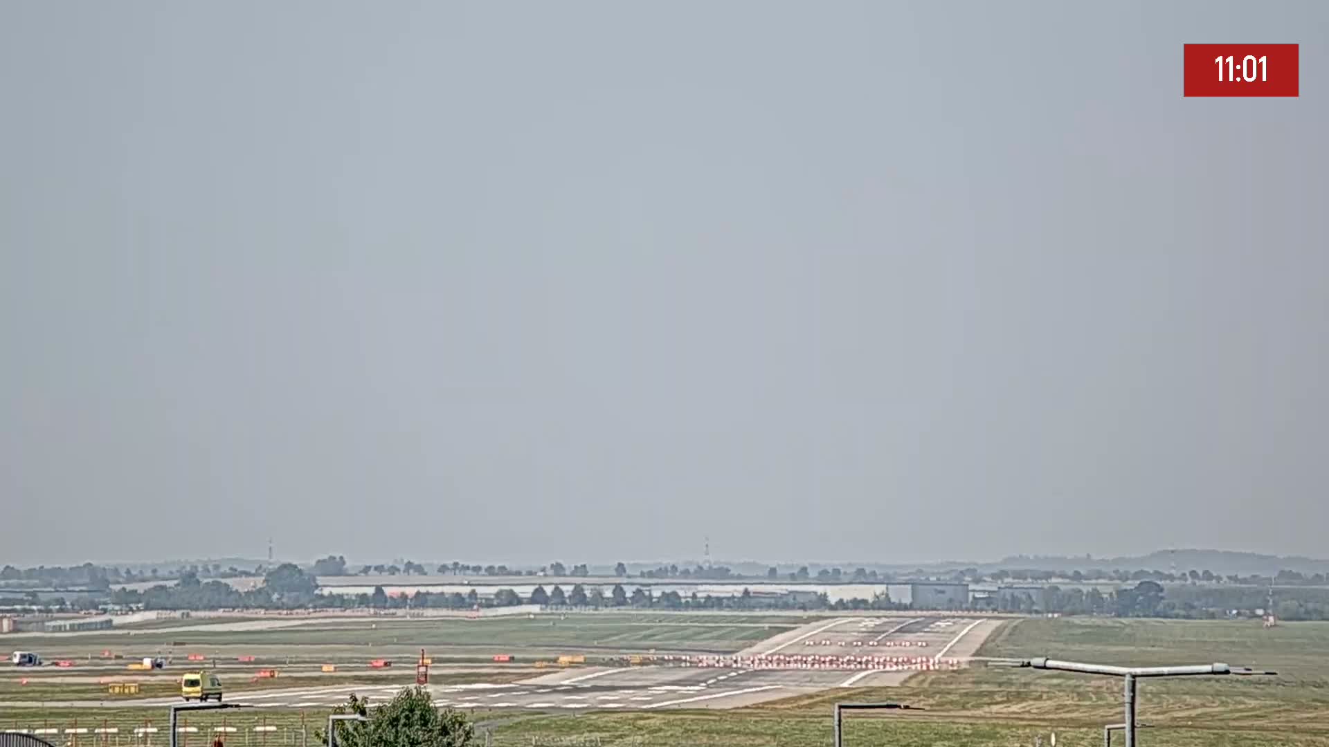Prague Vaclav Havel Airport Radio & Live Cam - Ruzyne, Prague, Czechia