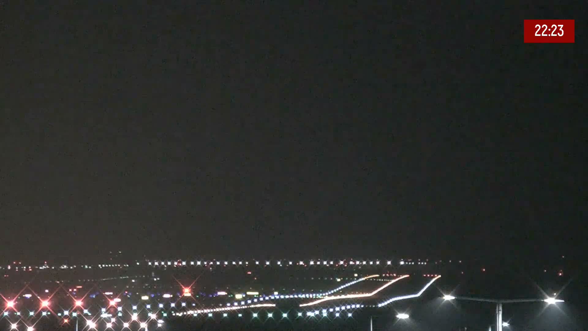 Prague Vaclav Havel Airport Radio & Live Cam - Ruzyne, Prague, Czechia