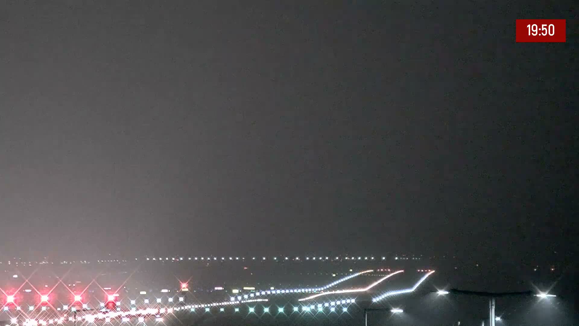 Prague Vaclav Havel Airport Radio & Live Cam - Ruzyne, Prague, Czechia
