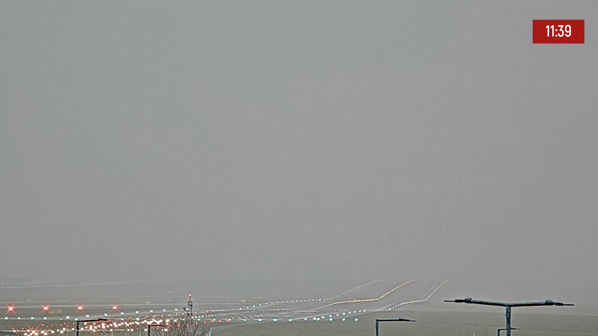 Prague Vaclav Havel Airport Radio & Live Cam - Ruzyne, Prague, Czechia