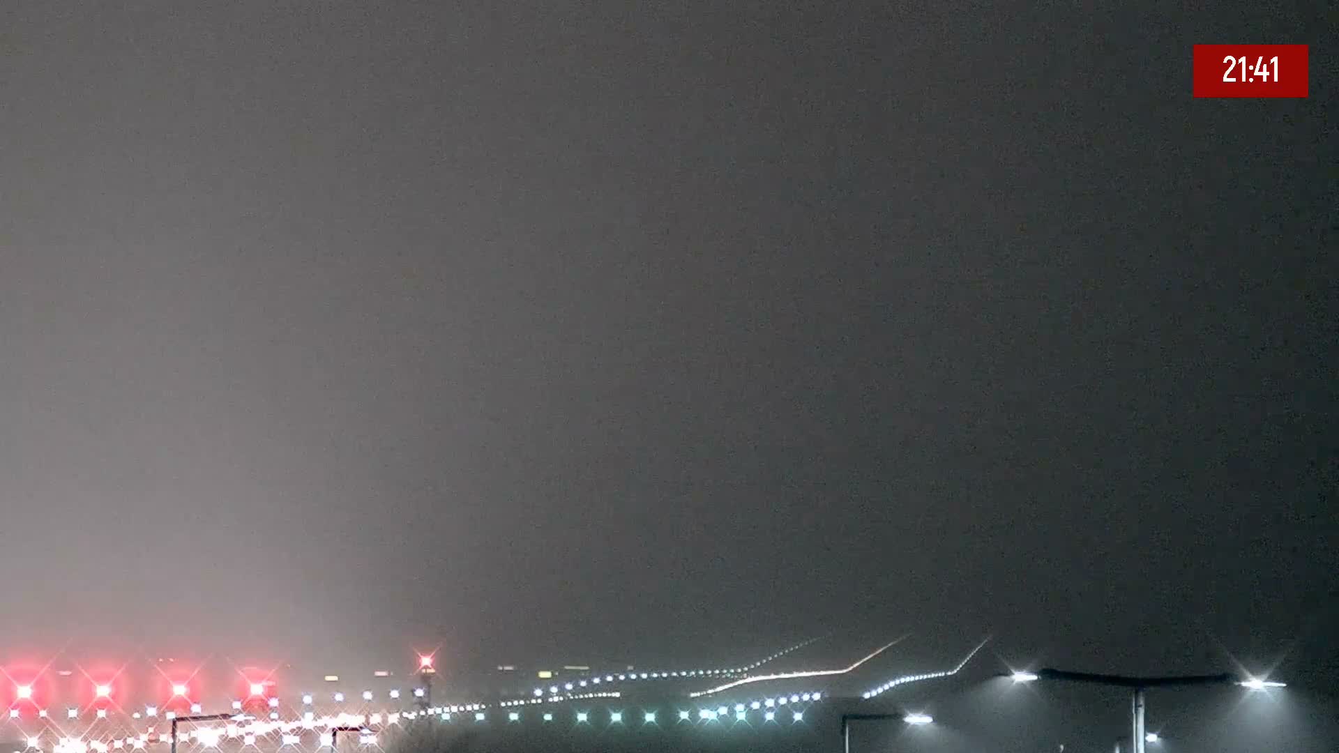 Prague Vaclav Havel Airport Radio & Live Cam - Ruzyne, Prague, Czechia