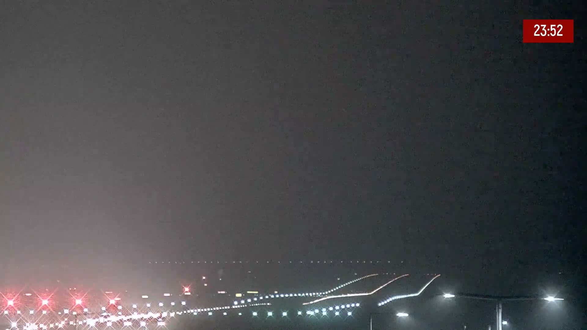 Prague Vaclav Havel Airport Radio & Live Cam - Ruzyne, Prague, Czechia