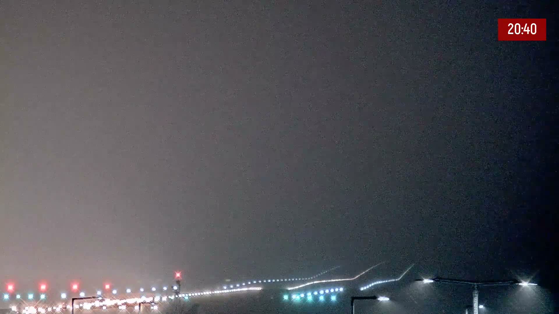 Prague Vaclav Havel Airport Radio & Live Cam - Ruzyne, Prague, Czechia