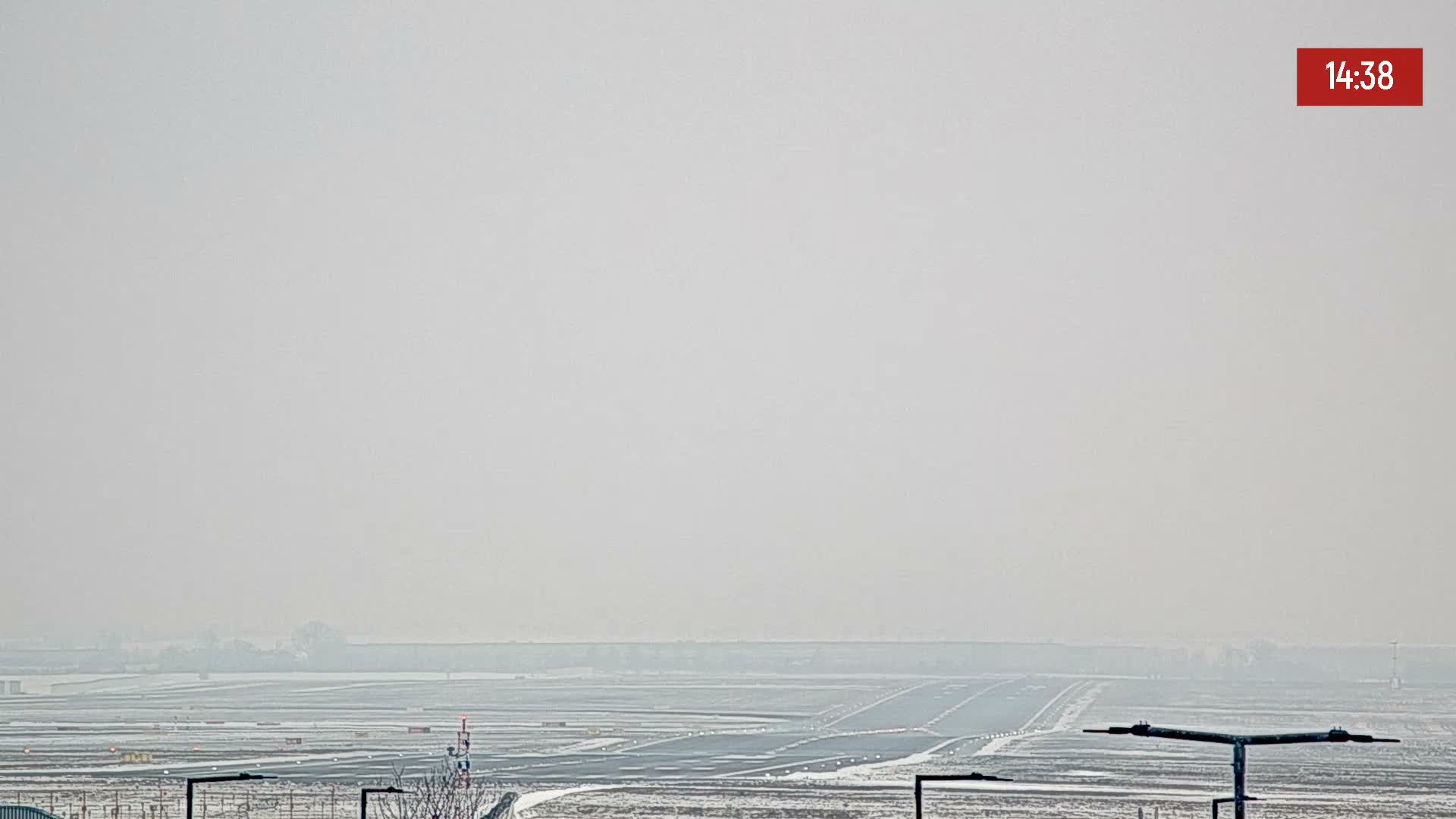Prague Vaclav Havel Airport Radio & Live Cam - Ruzyne, Prague, Czechia