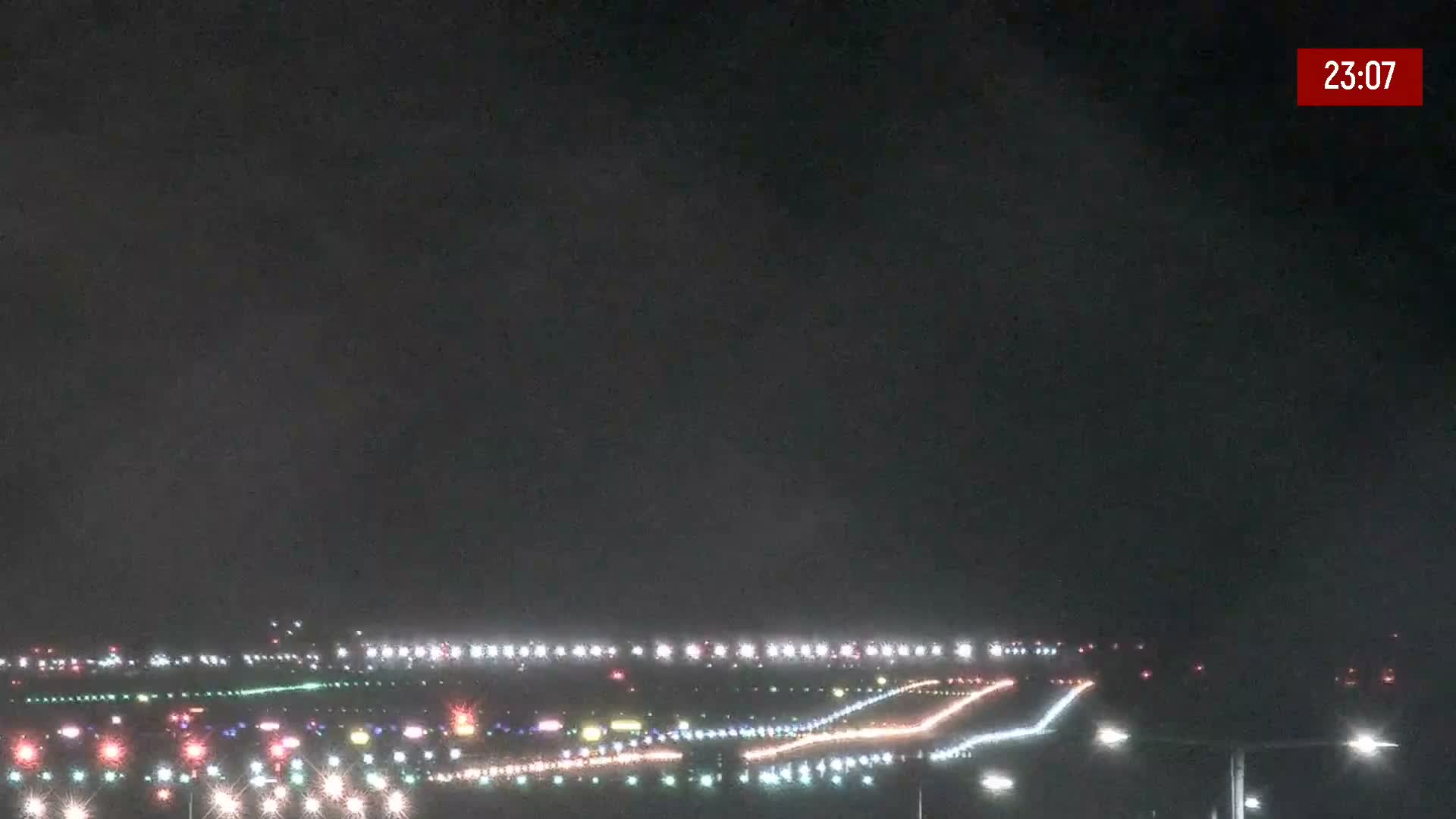 Prague Vaclav Havel Airport Radio & Live Cam - Ruzyne, Prague, Czechia