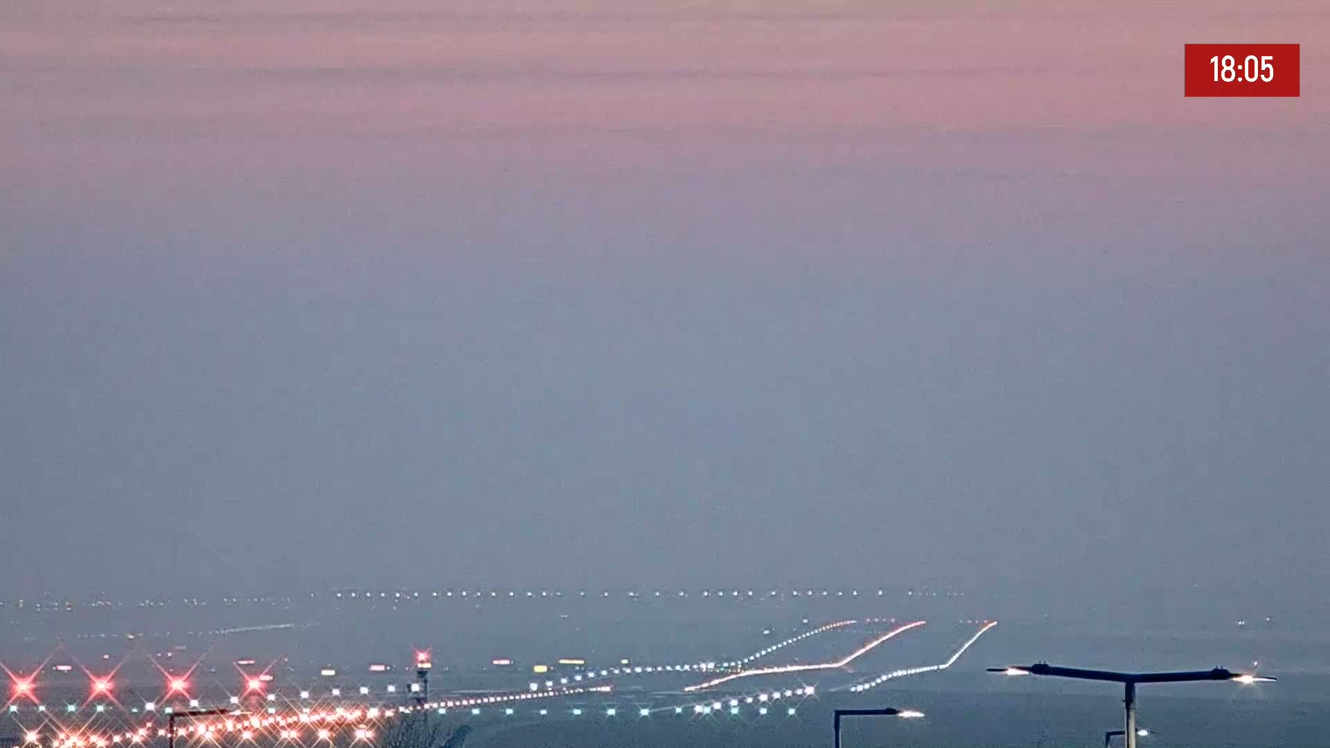 Prague Vaclav Havel Airport Radio & Live Cam - Ruzyne, Prague, Czechia