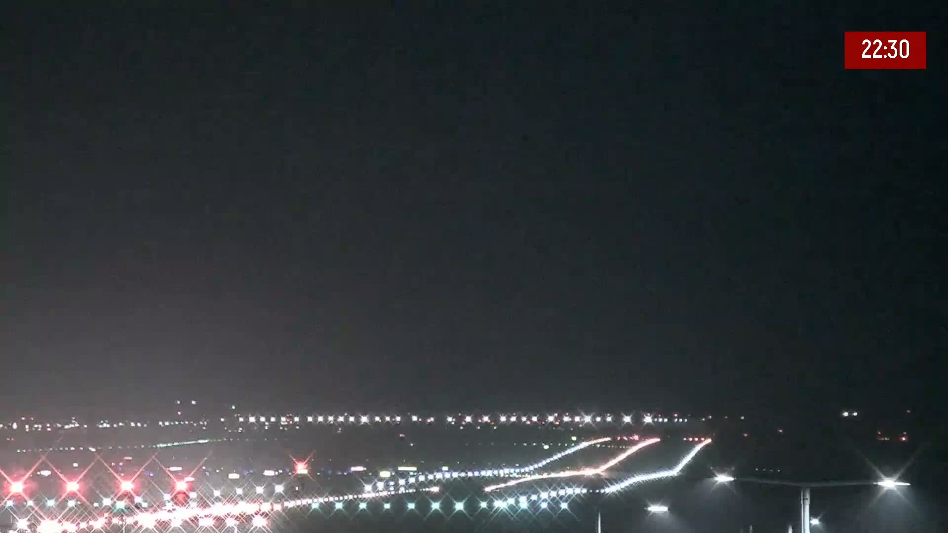 Prague Vaclav Havel Airport Radio & Live Cam - Ruzyne, Prague, Czechia