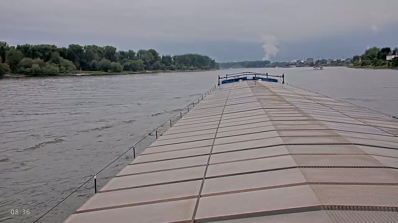 Elbe River Seaway between Hamburg-Decin  with RIO Boat Trip Live Cam - Decin, Usti nad Labem, Czechia